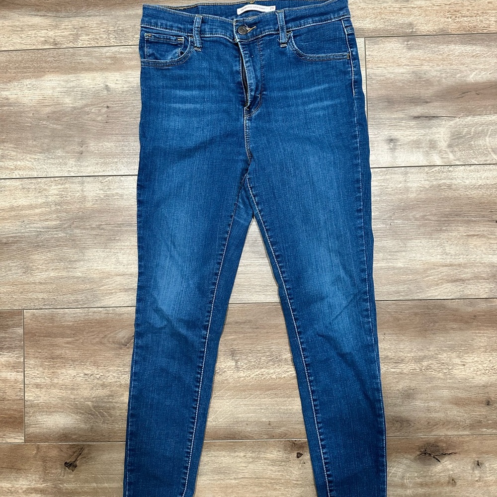 Blue Skinny Jeans with Tapered Leg and Medium Weight Denim
